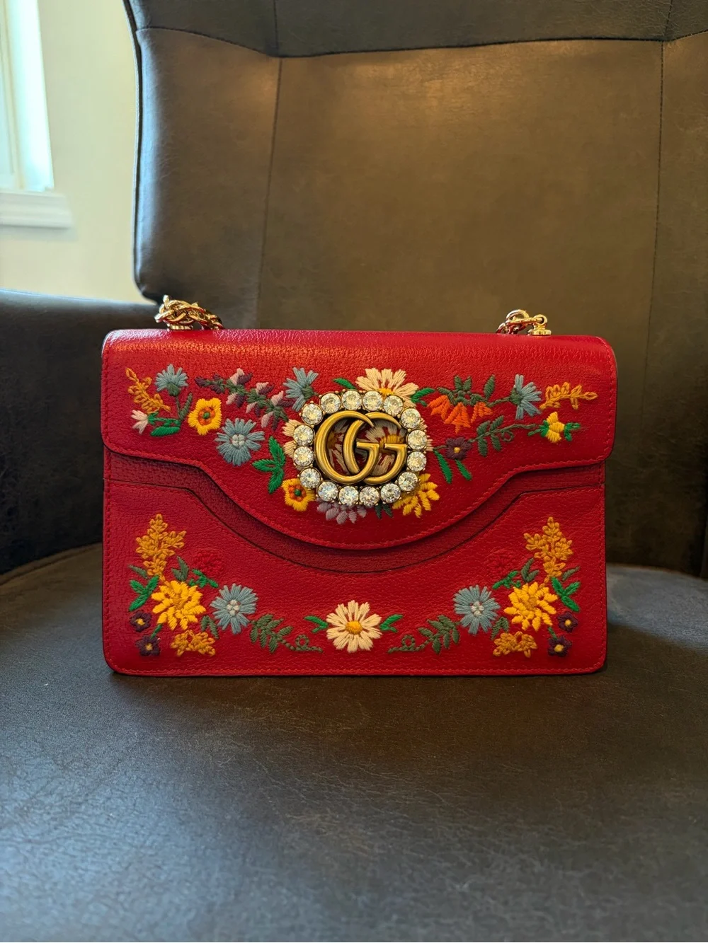 Gucci Red Floral Embroidered Shoulder Bag with Crystal Double G